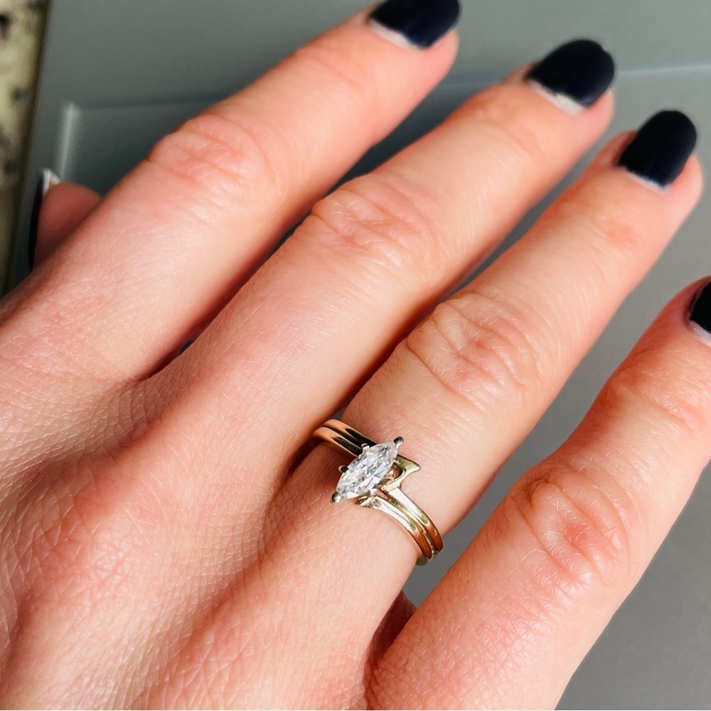 Estate Genuine Diamond Marquise Cut 10k Gold Double Band Ring Circa 1970 - Picture 4 of 13